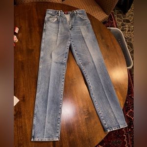 Men’s Wrangler jeans (33x36)